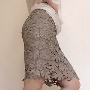 NEW! BCBGMaxazria Pencil Skirt Sequin Lace Leaf Shaped Hazelnut Taupe Size Small